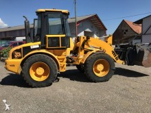 chargeuse sur pneus JCB