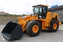 Hyundai wheel loader