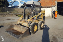 Caterpillar mini loader