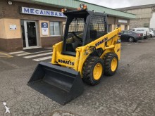 mini pala cargadora Komatsu