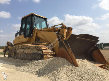 Caterpillar track loader