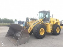 New Holland wheel loader