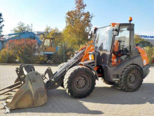 колёсный погрузчик Hitachi
