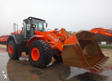 chargeuse sur pneus Hitachi