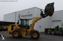 chargeuse sur pneus Caterpillar