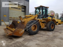 chargeuse sur pneus Caterpillar