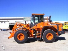 Doosan DL 300
