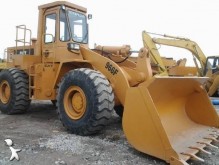 колёсный погрузчик Caterpillar