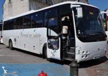 autocarro de turismo usado