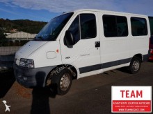 autocarro transporte escolar Peugeot