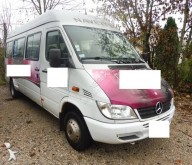 schoolbus Mercedes