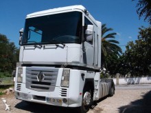 Renault AE 440 tractor unit