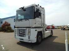 trattore Renault