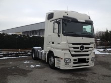 used tractor unit