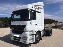 cabeza tractora Mercedes