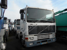 cap tractor Volvo