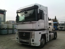 Renault tractor unit