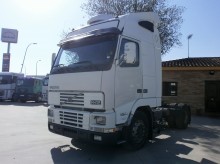 cap tractor Volvo