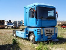 Renault tractor unit