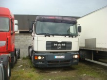 trattore MAN 19.414