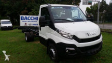 tracteur Iveco Daily 70C15