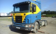 Scania L 124L tractor unit