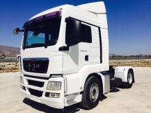 MAN TGS 18.440 tractor unit
