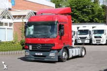 tracteur surbaissé Mercedes