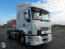 cap tractor Renault