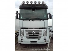 cap tractor Renault