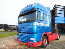 cabeza tractora convoy excepcional DAF