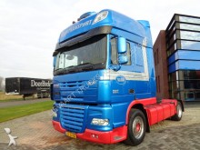 cabeza tractora convoy excepcional DAF