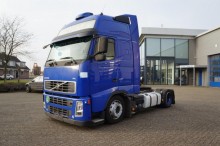 cabeza tractora convoy excepcional Volvo