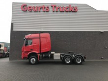 tracteur surbaissé Mercedes