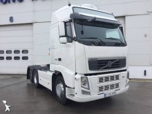 trattore Volvo