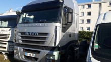 cabeza tractora Iveco