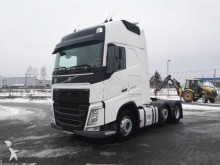 tracteur convoi exceptionnel Volvo