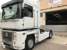 cabeza tractora Renault