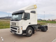 cabeza tractora Volvo FH12 420