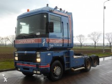 trattore Renault
