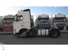 cabeza tractora productos peligrosos / adr Volvo