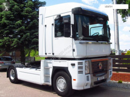 Renault tractor unit
