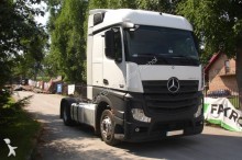ciągnik siodłowy Mercedes Actros 1845