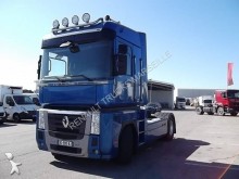 trattore Renault