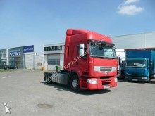 tracteur Renault Premium 460