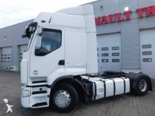 trattore Renault Premium 460