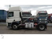 cabeza tractora productos peligrosos / adr DAF