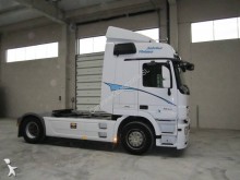 cabeza tractora Mercedes