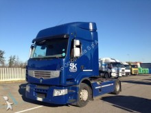 trattore Renault