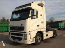 trattore Volvo